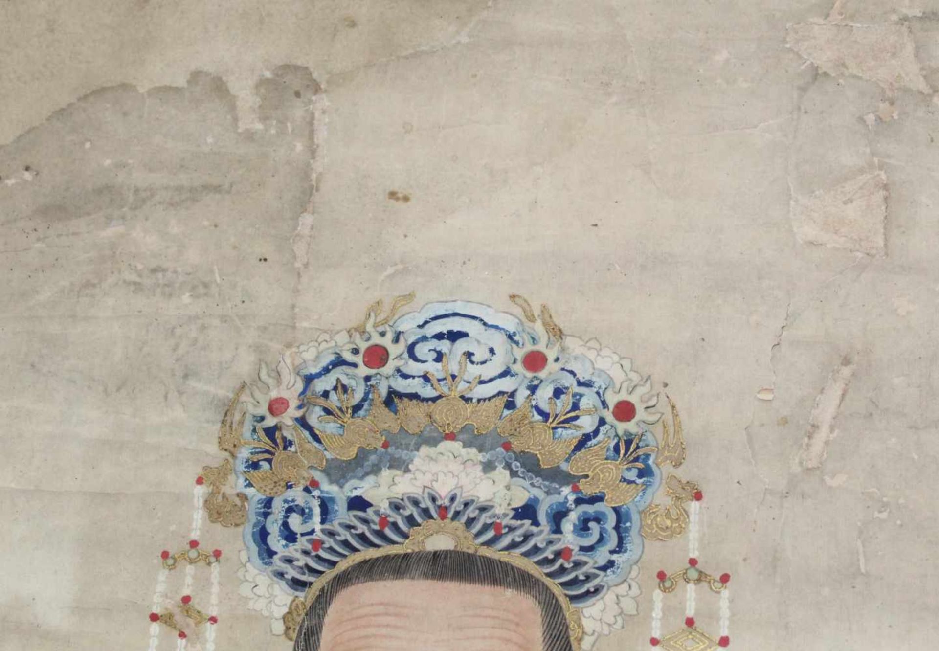 Ahnenbild. Ein Beamter und eine Frau. China.120 cm x 80 cm. Aquarell / Guache auf Papier, gemalt. - Bild 8 aus 9
