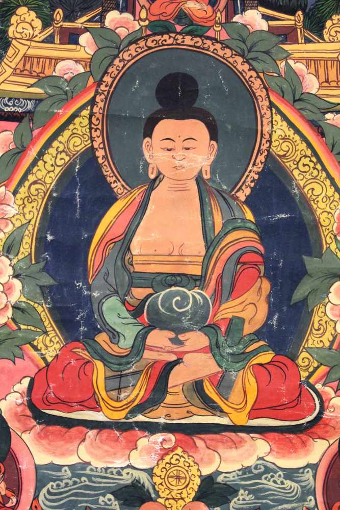 Thangka, China / Tibet alt. Buddha sitzend auf Lotusthron.62,5 cm x 43 cm. Gemälde.Thangka, - Image 3 of 10