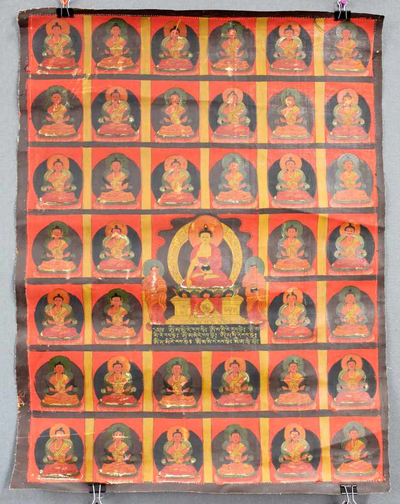 Buddha mit 38 Gurus, Thangka, China / Tibet alt.59,5 cm x 45,5 cm. Gemälde.Buddha with 38 gurus,