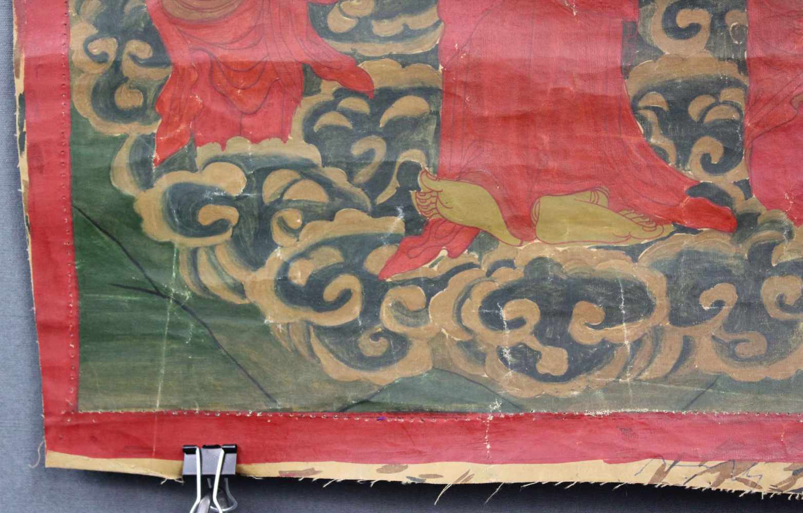 Buddha, Thangka, China / Tibet alt. ''Abstieg aus dem Himmel''.69 cm x 42 cm. Gemälde. Auf Wolken - Image 2 of 9
