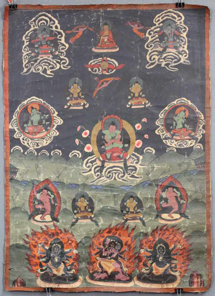 Der rote Buddha Amitabha ? mit seiner Partnerin Pandara.Thangka, China / Tibet alt.68,5 cm x 50