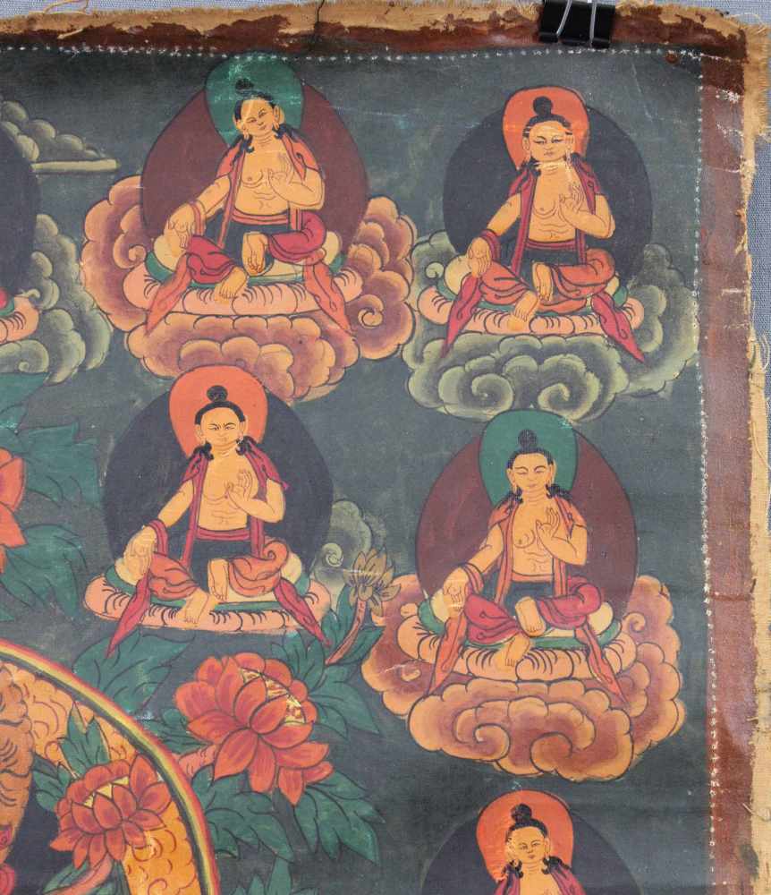 Gelbe Tara ? Thangka, China / Tibet alt.58 cm x 45 cm. Gemälde.Yellow Tara ? Thangka, China / - Image 5 of 10