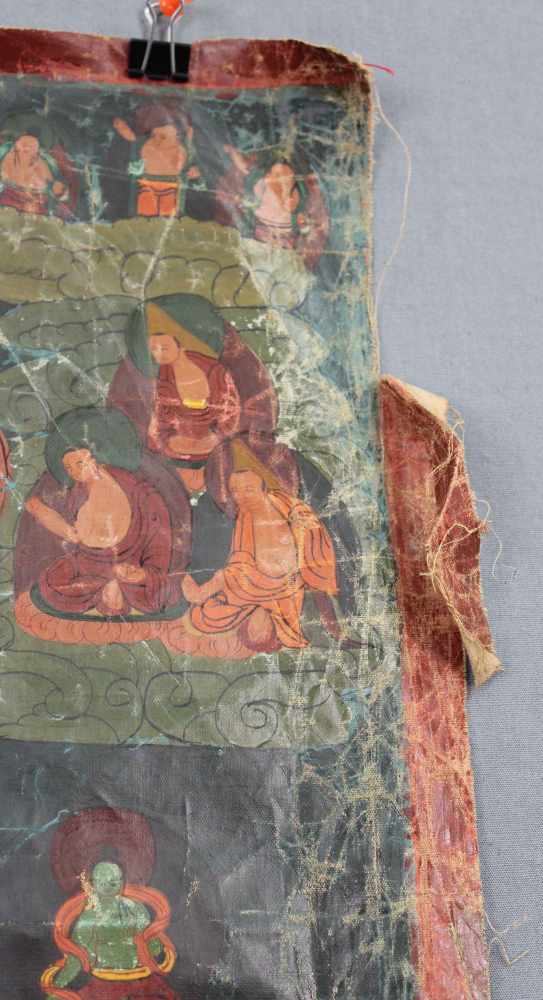 Namgyalma und Ushnishavijaya Buddha ? Mandala, China / Tibet alt.83 cm x 62 cm. Gemälde. Lebensrad - Image 6 of 8