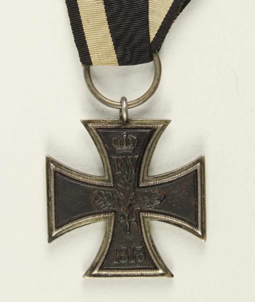 Eisernes Kreuz 1813, Kreuz 2. Klasse. Geschwärzter gestufter Eisenkern mit fein gearbeiteter