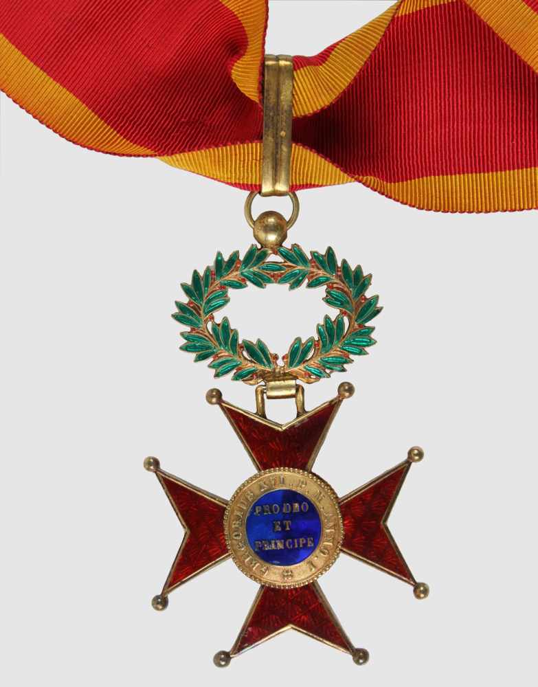 St. Gregorius-Orden,Kommandeurkreuz für Zivil. Kreuz Silber vergoldet und emailliert, eine - Image 2 of 2
