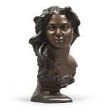NEAPOLITAN SCULPTOR, LATE 19TH CENTURY Woman's bust. Burnished bronze, cm. 48 x 33 x 23. SCULTORE