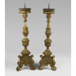 A PAIR OF CHANDELIERS IN WOOD, 18TH CENTURY with rests of gilding and lacquering. h. cm. 74.