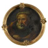 EUROPEAN PAINTER, BEGINNING OF 19TH CENTURY Man's portrait with mantle Oil on round cardboard,