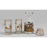 GLASS BOTTLE, TWO GLASSES AND GLASS BOX, 20TH CENTURY. Measures bottle cm. 21 x 10. BOTTIGLIA, DUE