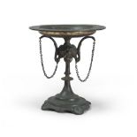 A SMALL BRONZE CAKESTAND, 19TH CENTURY centered by cameo of female head. Measures cm. 22 x 20 x