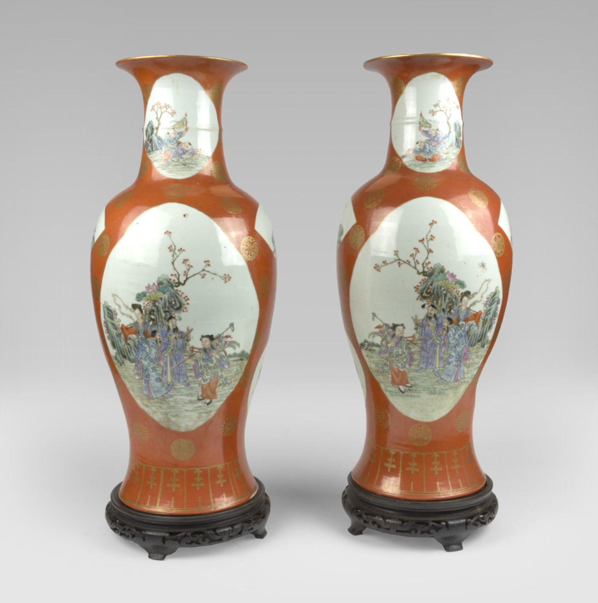 A PAIR OF POLYCHROME PORCELAIN VASES, CHINA, 20TH CENTURY