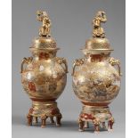 A PAIR OF JAPANESE GOLD AND POLYCHROME CERAMIC VASES, EARLY 20TH CENTURY