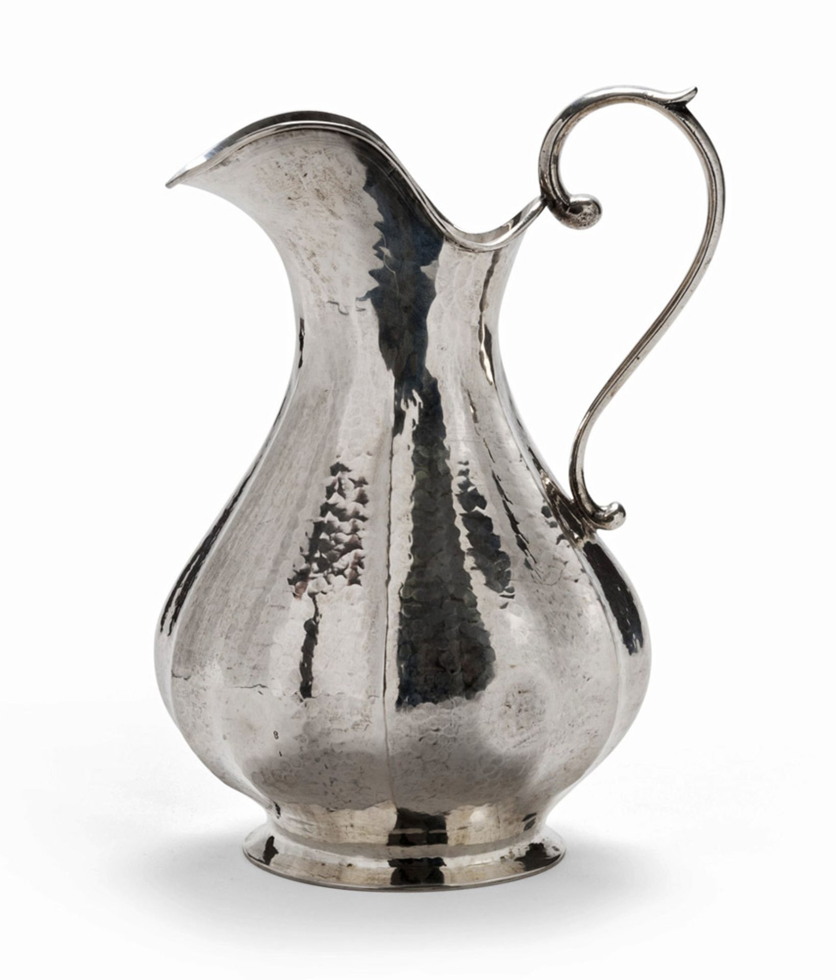 SILVER JUG, PUNCH PADUA 1944/1968 to beaten and fluted body. Silversmiths Bruno and Caesar