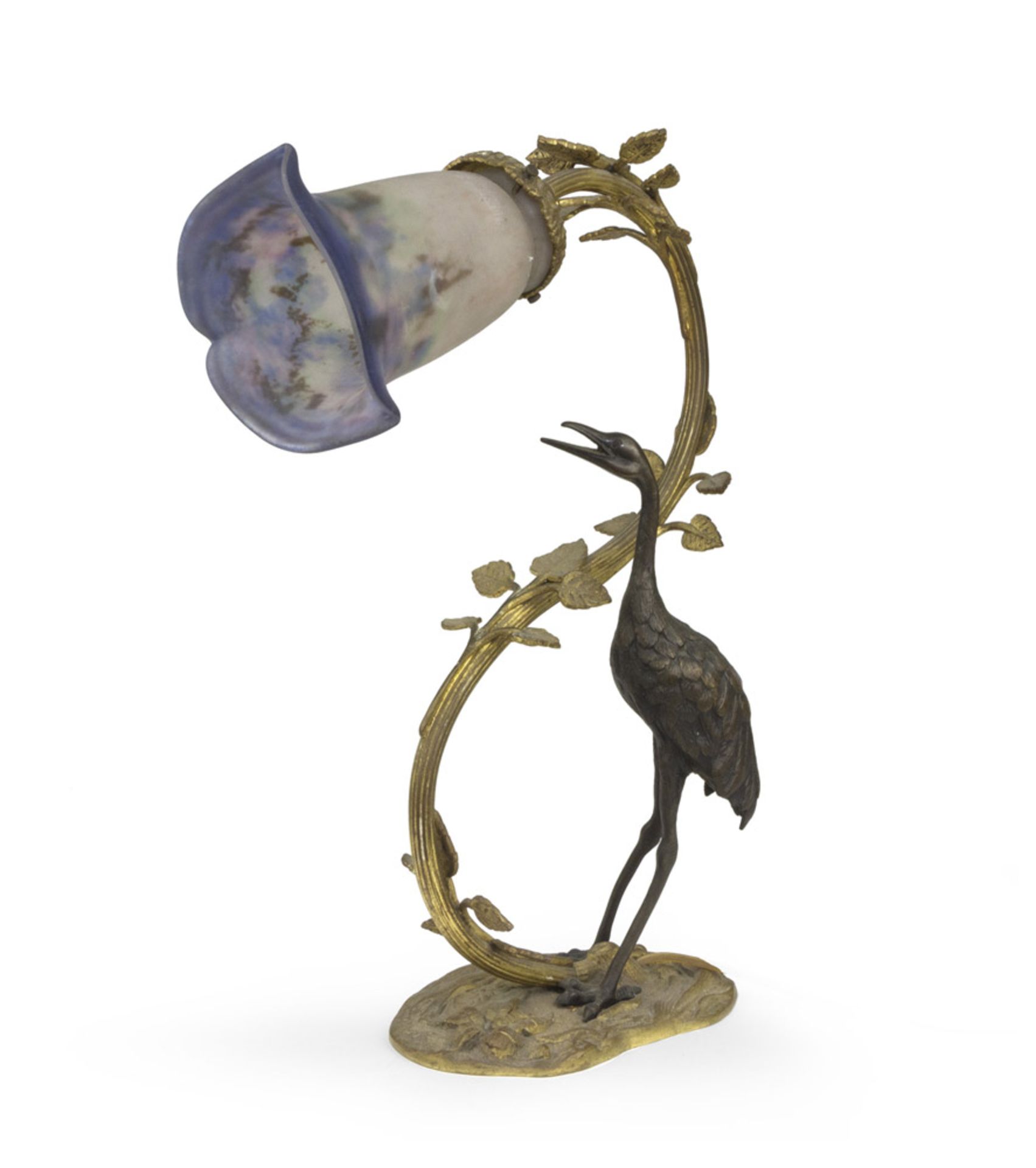 BRONZE TABLE LIGHT, EARLY 20TH CENTURY stem flanked by figure of phoenix. Measures cm. 43 x 15 x 30.