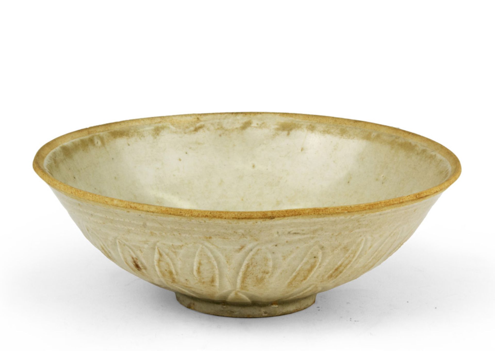 CELADON CERAMIC BOWL, CHINA, 12TH-13TH CENTURY