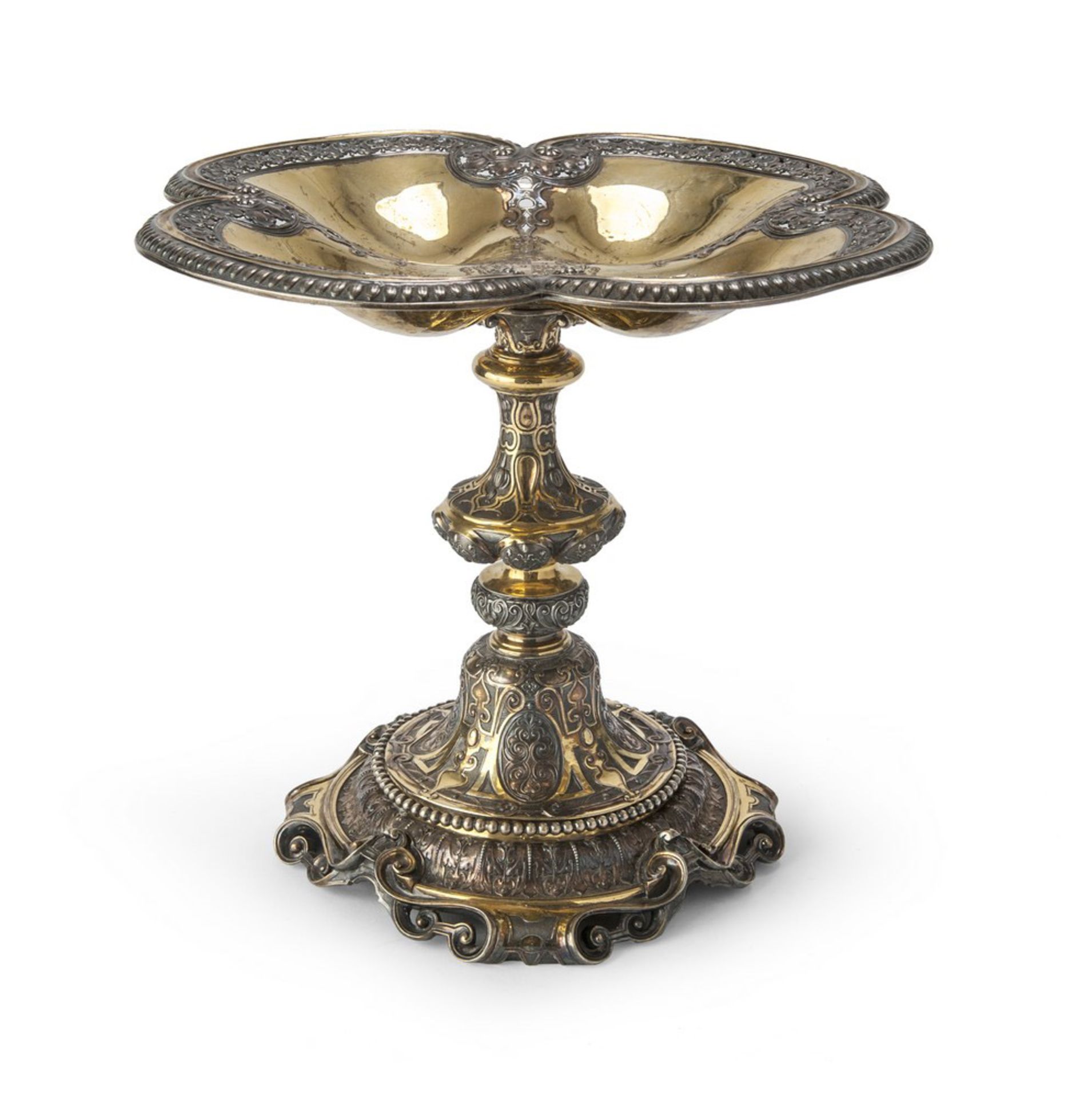 SPLENDID CAKESTAND IN SILVER, PUNCH LONDON, ROBERT GARRAND II,1842 gilded ground with edge pierced