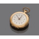 SMALL POCKET CLOCK, BRAND CYILINDRE in yellow gold 18 kts., white enamel dial with Arabic numbers.