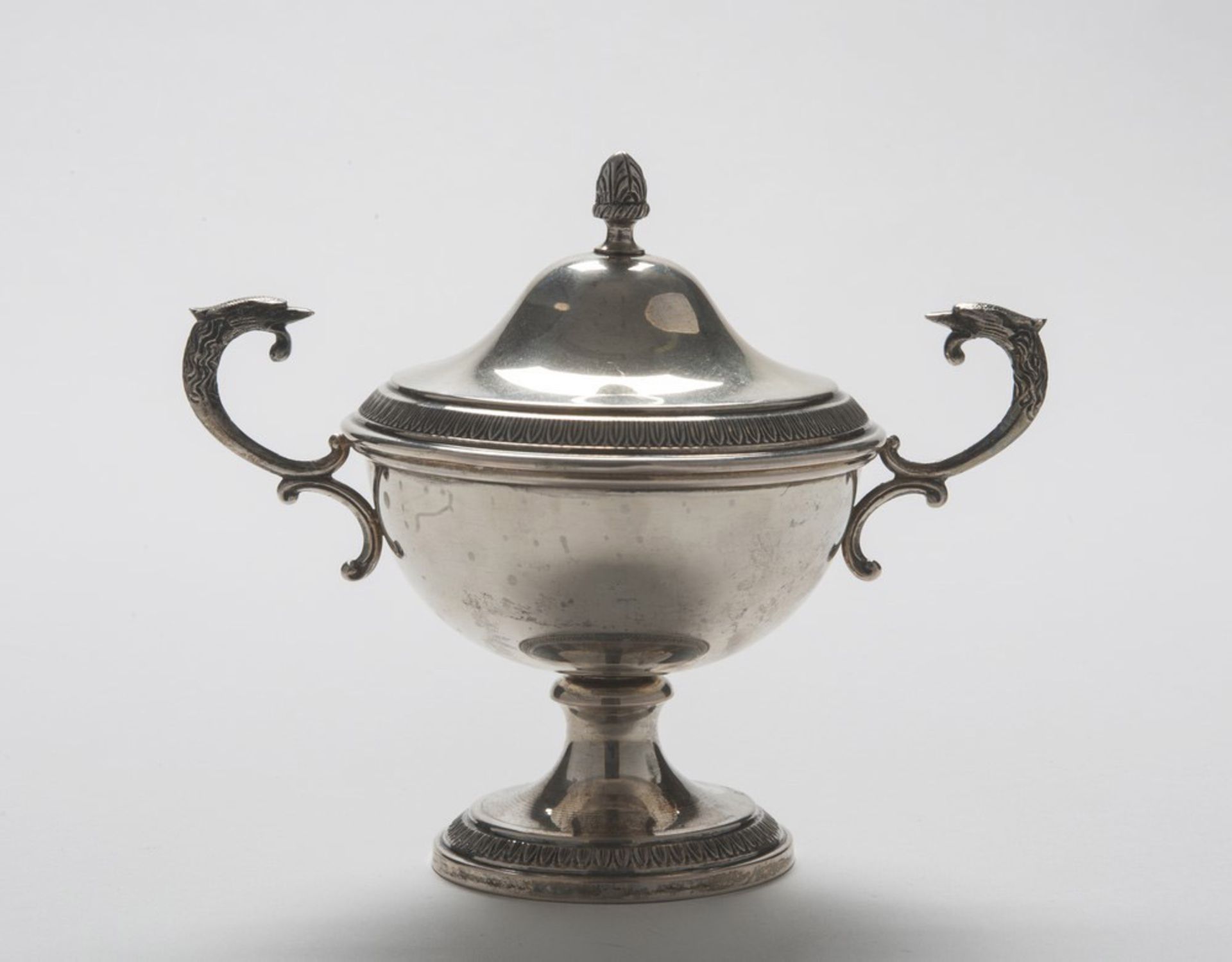 SILVER SUGAR BOWL, 20TH CENTURY gilded inside, griffons handles. Measures cm. 18 x 17 x 11, weight