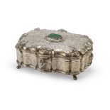 BEAUTIFUL SILVER BOX, PUNCH KINGDOM OF ITALIA 1873/1933 engraved with vegetable motifs with