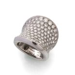 ELEGANT RING CARTIER in platinum, shaped to wave of diamonds. Diamond ct. 5.00 ca., total weight gr.