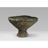 VILLANOVIAN BRONZE CALIX, 9TH-8TH CENTURY B.C. Bath truncated cone with a smooth edge of introverted