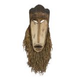 EXCEPTIONAL AFRICAN MASK, NGI-FANG CULTURE GABON END 19TH CENTURY