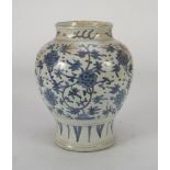 WHITE AND BLUE PORCELAIN VASE, CHINA, 19TH CENTURY