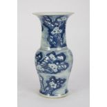 IN WHITE AND BLUE PORCELAIN VASE, CHINA 20TH CENTURY