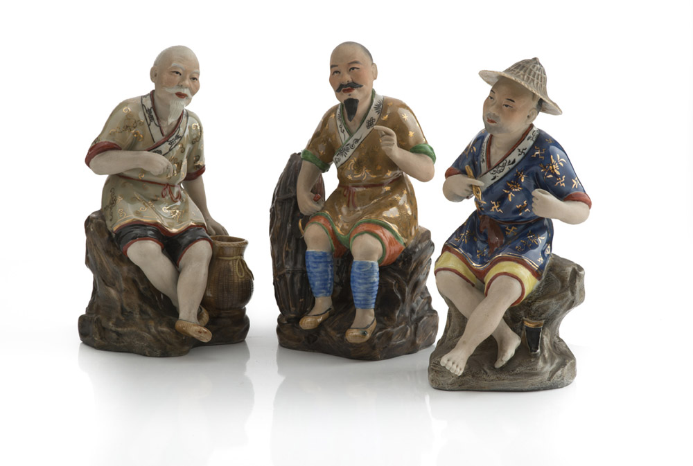 THREE CHINESE PORCELAIN SCULPTURES. 20TH CENTURY