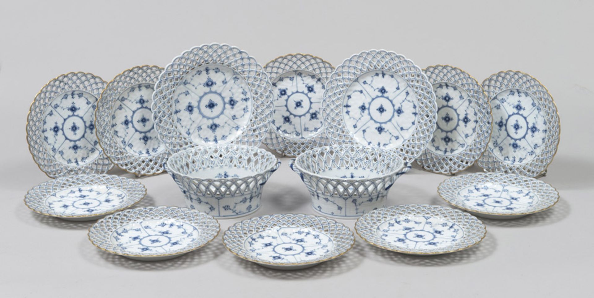 PART OF A PORCELAIN DISHES SET, COPENAGHEN EARLY 20TH CENTURY