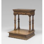 KNEELING-STOOL IN WALNUT, ITALY CENTRAL 18TH CENTURY