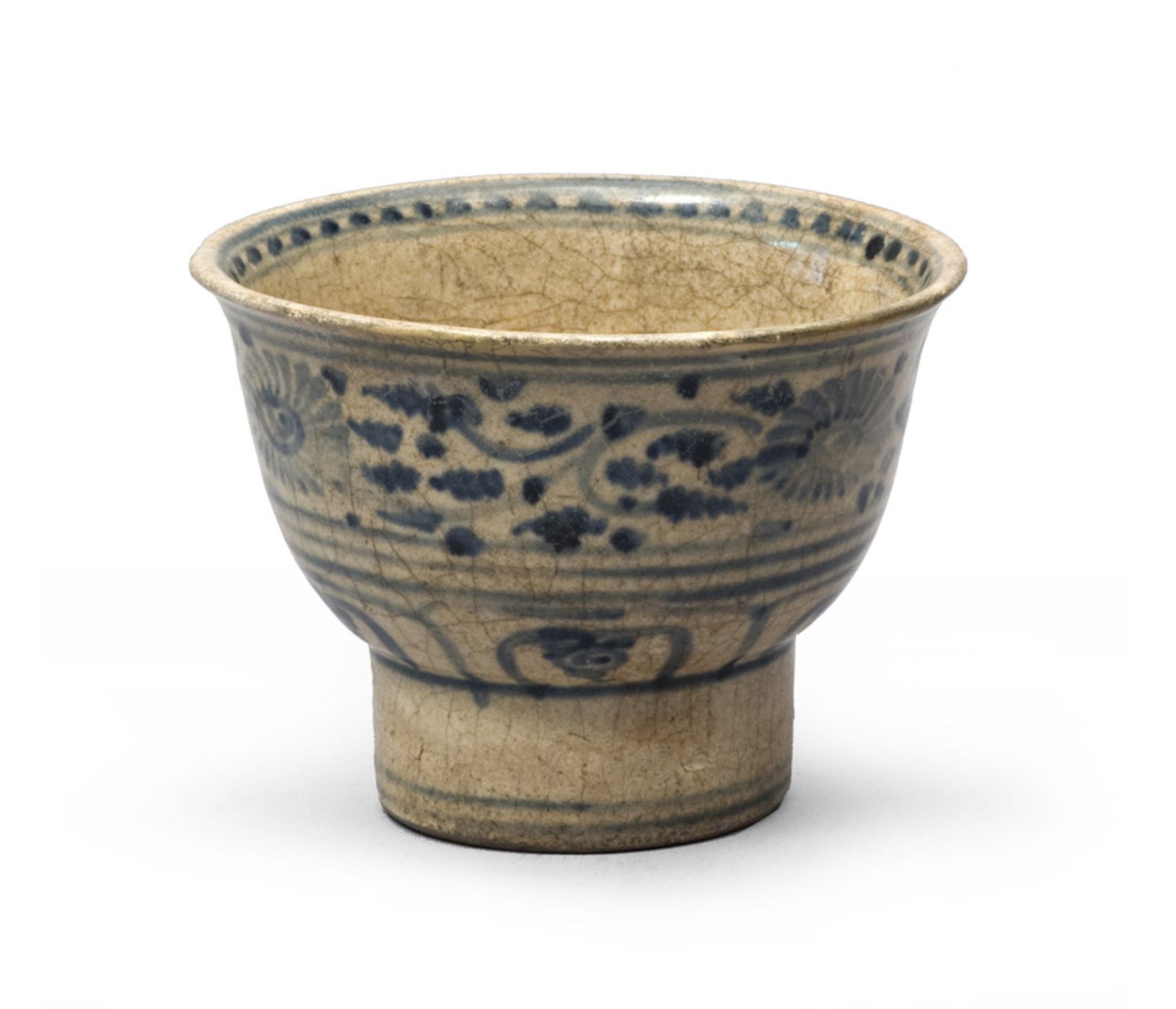A VIETNAMESE ENAMELLED AND GLAZED CERAMIC BOWL, 16TH - 17TH CENTURY