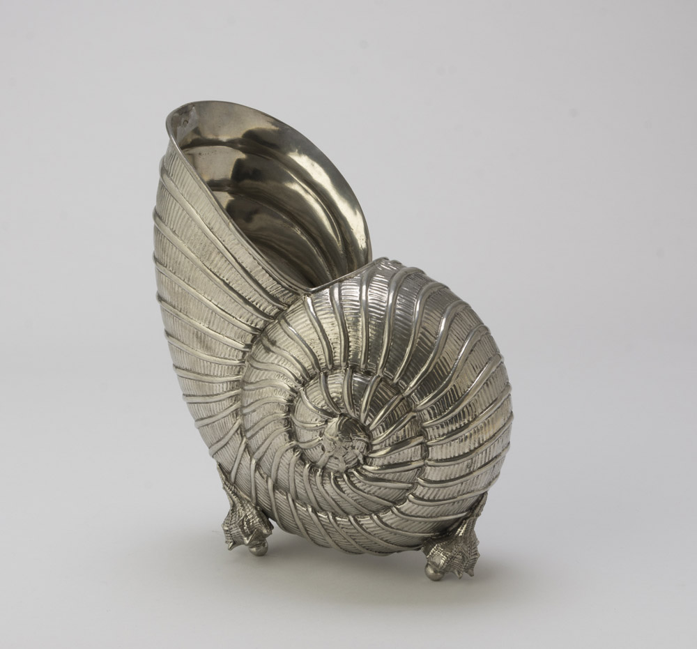 SHELL VASE IN SILVER-PLATED PEWTER – PUNCH BRESCIA SECOLO