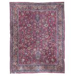 BEAUTIFUL ARAK CARPET – EARLY 20TH CENTURY