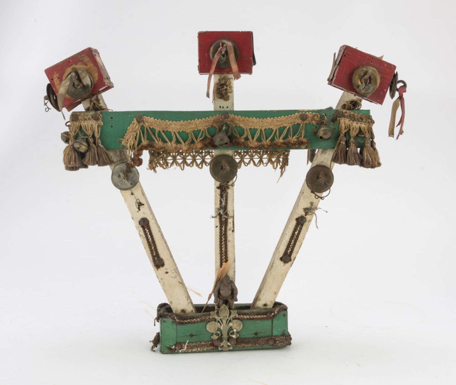 MUSICAL INSTRUMENT IN LACQUERED WOOD – SICILY LATE 19TH CENTURY