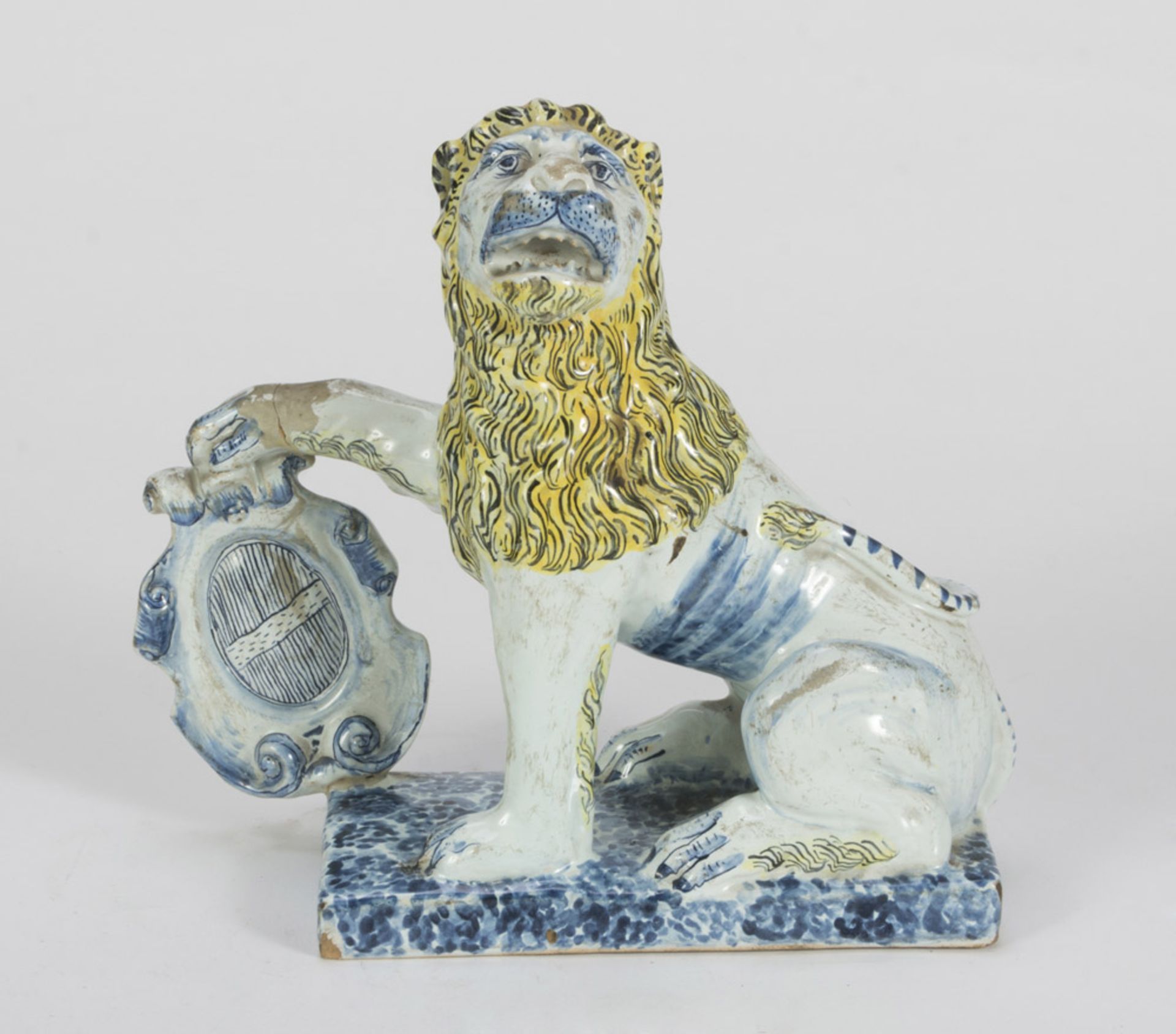 SCULPTURE OF LION IN CERAMICS – PROBABLY FAENZA – LATE 19TH CENTURY