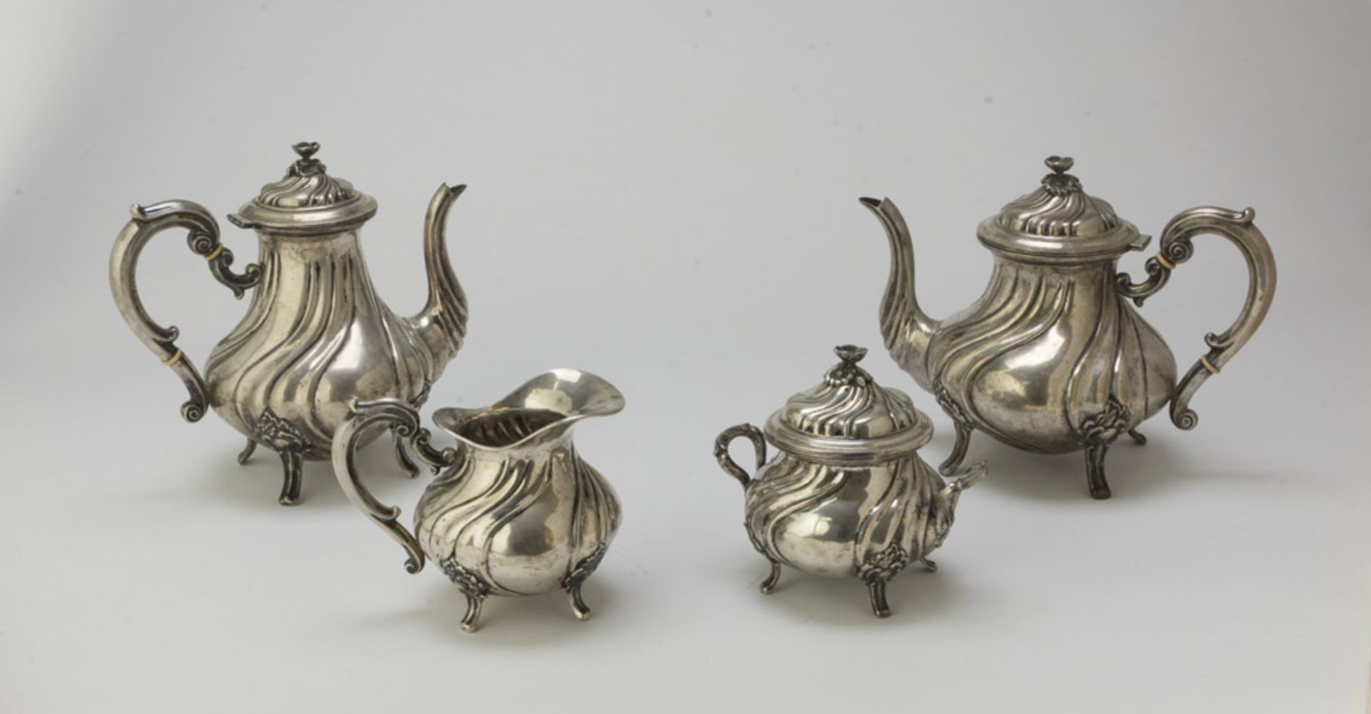SILVER TEA AND COFFEE SERVICE – Punch VERCELLI 1944/1968