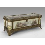 CASKET IN PORCELAIN AND BRONZE LATE 19TH CENTURY in polychromy, decorated with chivalrous scene