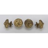 FOUR KNOBS IN ORMOLU, 19TH CENTURY called 'boules des escalier', chiseled to leaves. Measures cm.