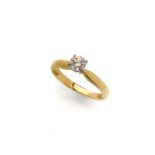 RING SOLITAIRE in yellow gold 18 kts., with round cut central diamond. Diamond ct. 0.40 ca., total