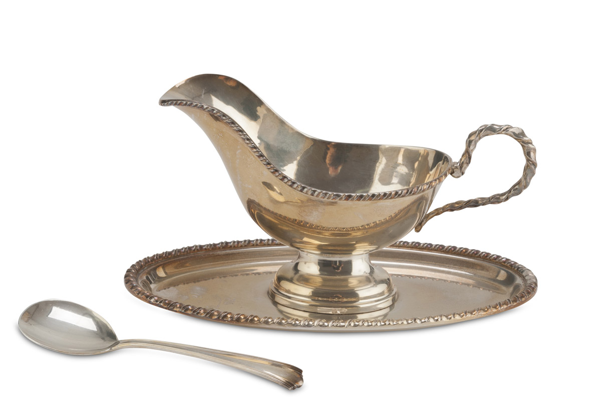 SMALL GRAVY BOAT IN SILVER, PUNCH BRESCIA 1944/1968 Silversmiths Antonio Petruzzi & Ugo Branca.