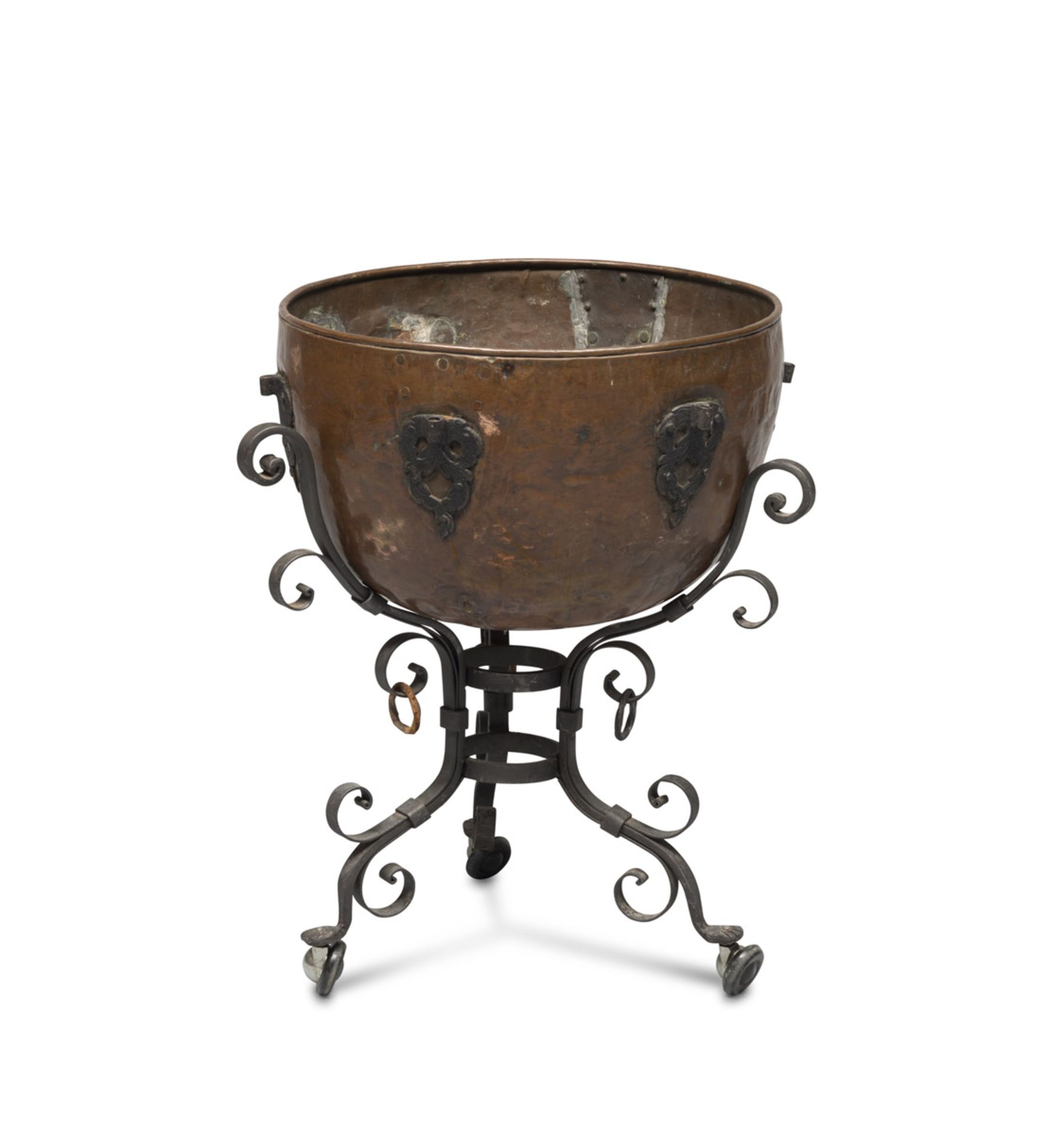 COPPER POT, VENETIAN, LATE 16TH CENTURY with supports to the body for suspension in wrought iron.