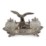 INKWELL IN SHEFFIELD, ENGLISH PUNCH 19TH CENTURY basins in cut glass, centered by figure of eagle.