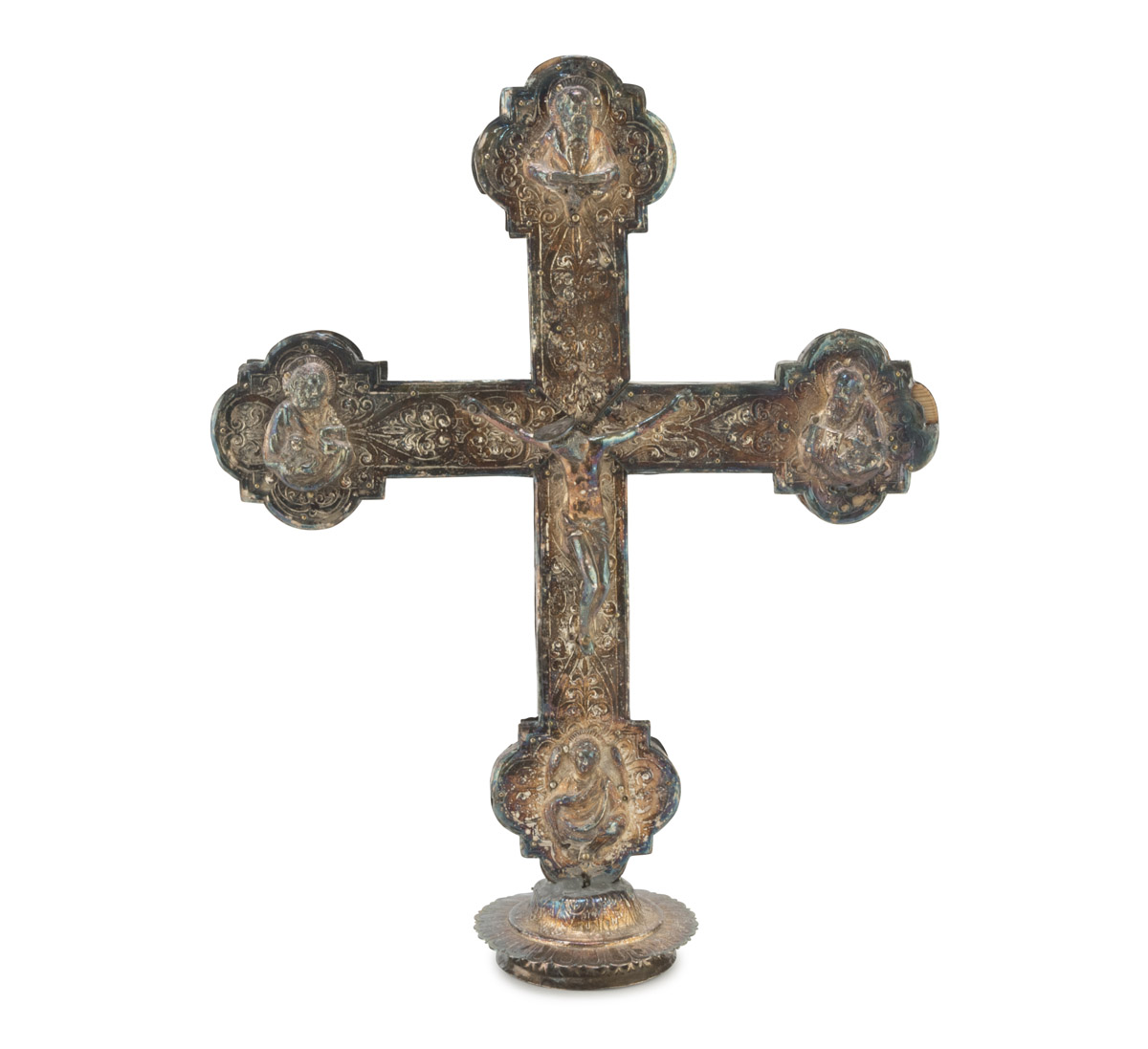 SILVER-PLATED PROCESSIIONAL CROSS, LATE 19TH CENTURY entirely embossed to apostles' figures at the
