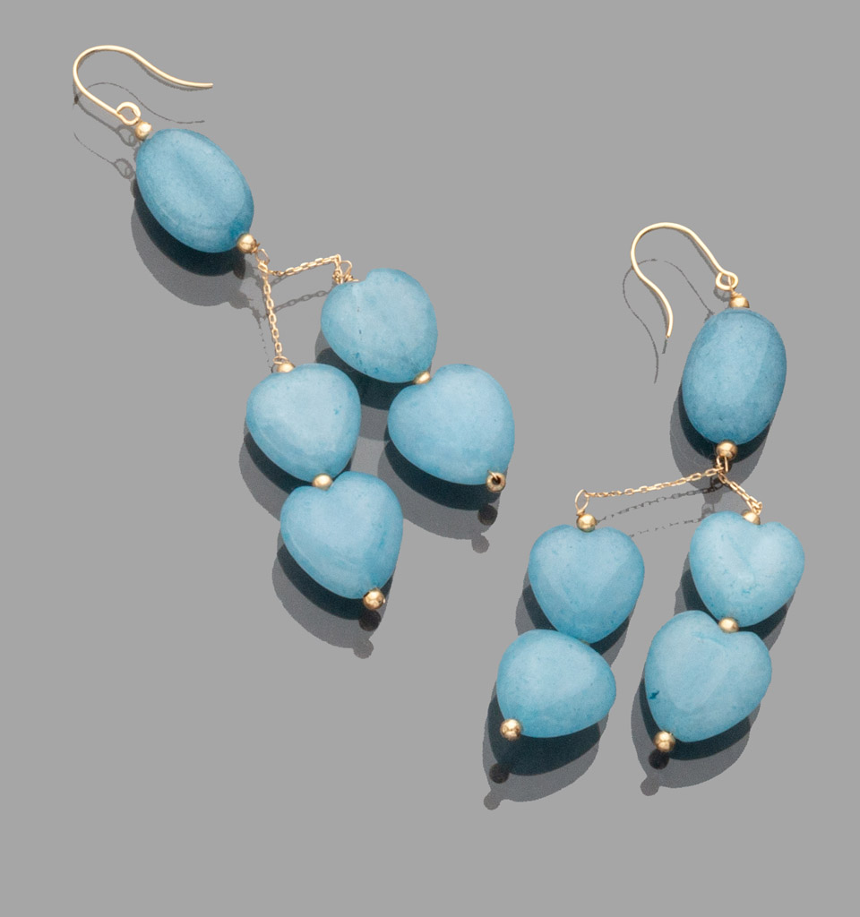 PAIR OF EARRINGS in gold 18 kts. with pendants to ten aquamarines natural shaped as heart and oval