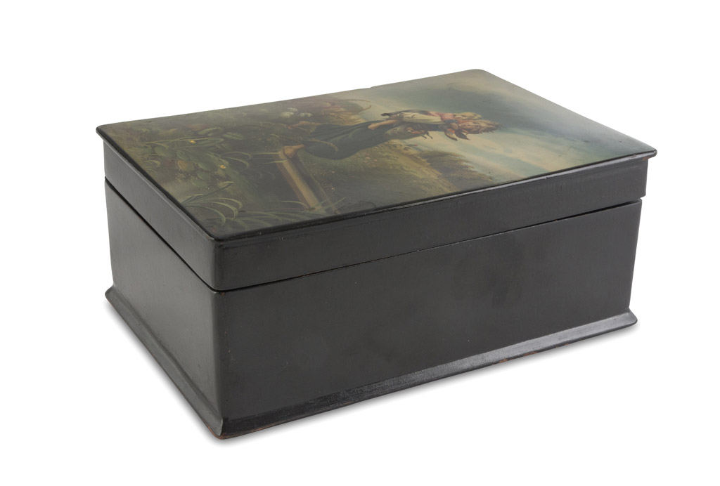 BOX IN LACQUERED WOOD, RUSSIA 20TH CENTURY cover painted with farmer and child, black lacquered