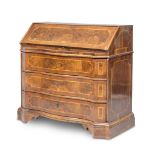 BEAUTIFUL FLIP TOP CABINET IN WALNUT AND BRIAR WALNUT, VENETIAN 18TH CENTURY with cartouche reserves