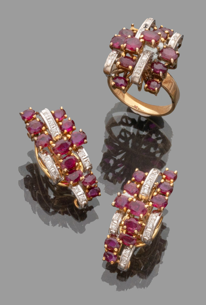 PARURE DI PAIR OF EARRINGS IT IS RING in gold 18 kts. with diamonds and rubies. Rubies ct. 3.00,