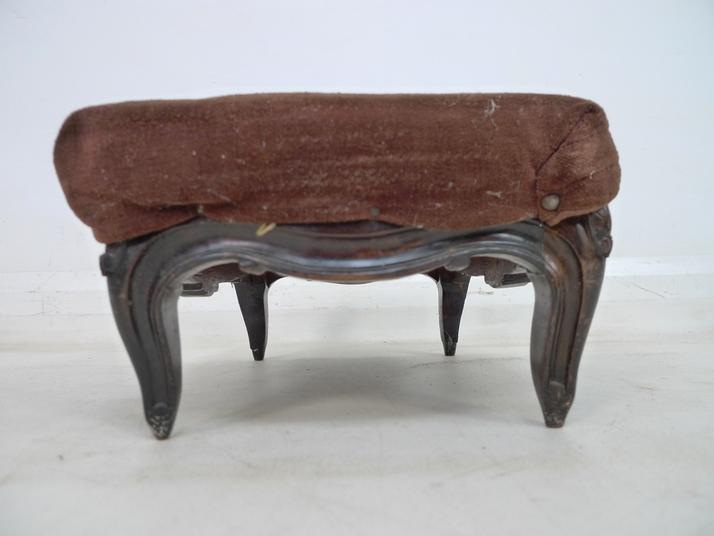 A group of three foot stools, - Image 2 of 8