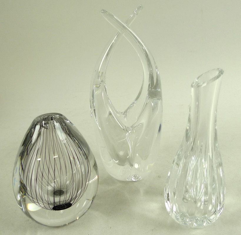 A group of Scandinavian Art Glass, circa 1960, including a Kosta apple and vase, - Image 5 of 5
